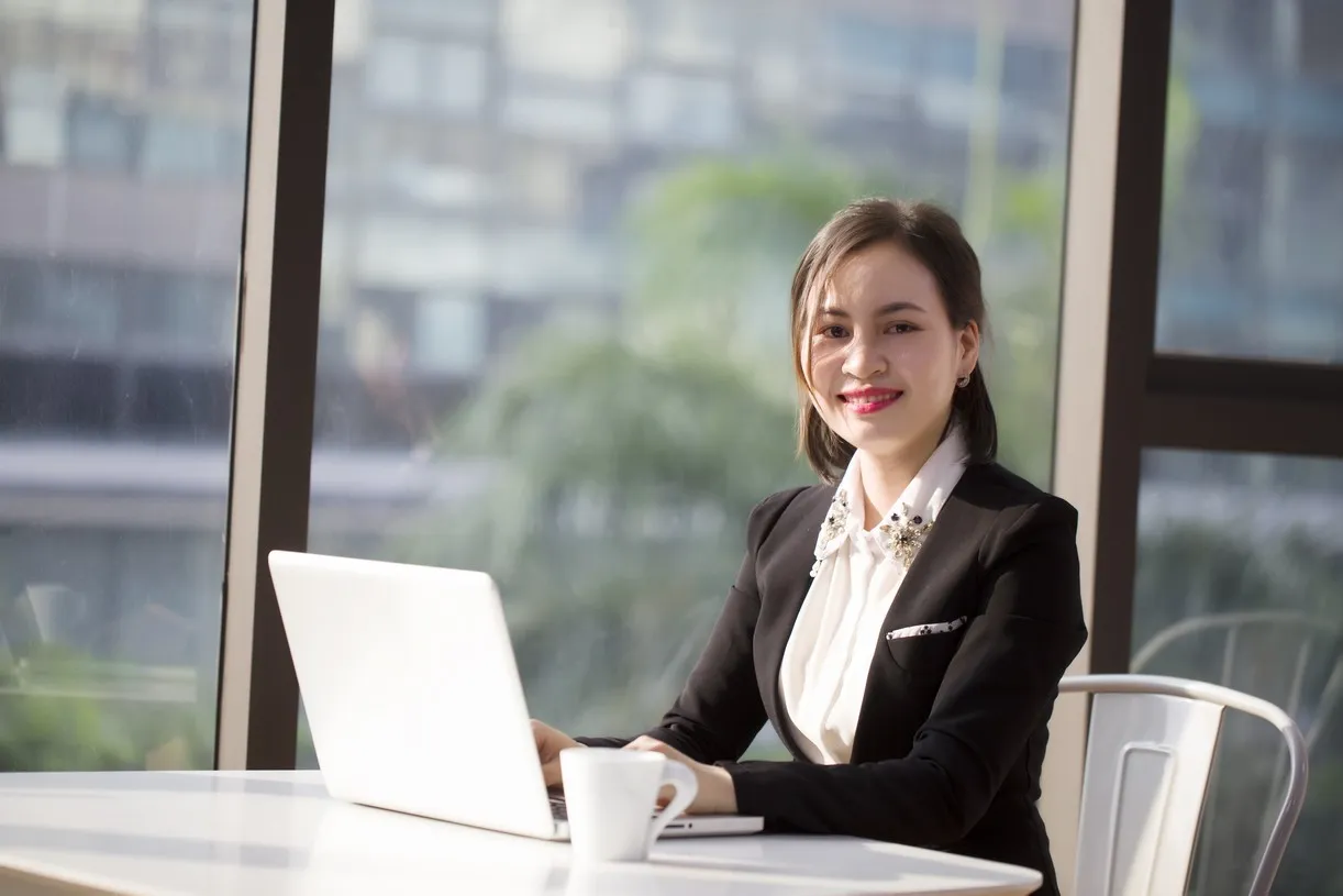 Đội ngũ Content doanh nghiệp trao đổi và triển khai nội dung